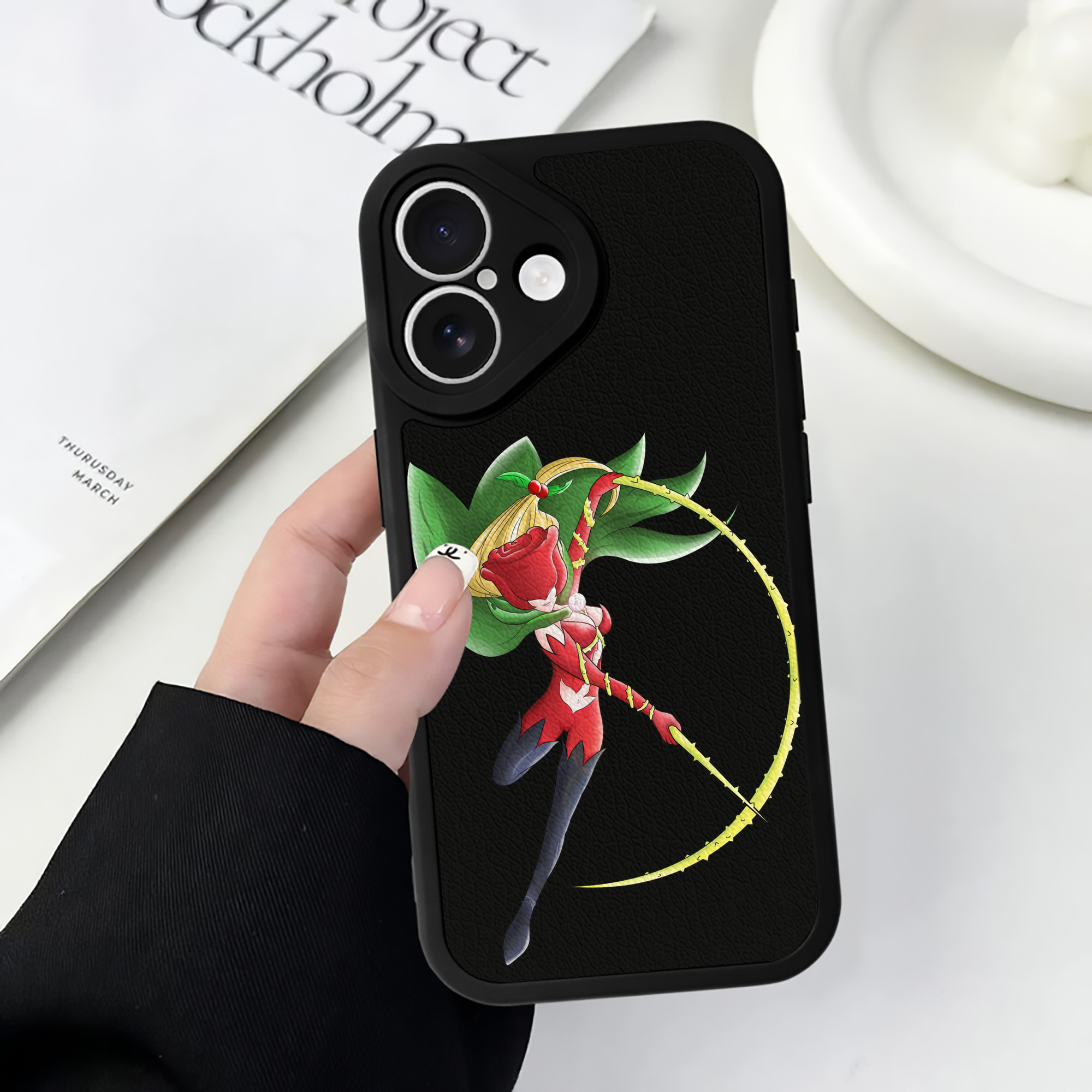（画像用） Digimon デジタルモンスター/デジモン 【iPhone 16シリーズ対応】シリコンスマホケース（レザー調） 材質：シリコン